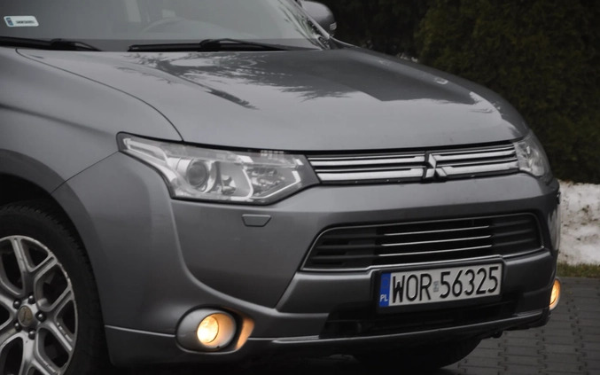 Mitsubishi Outlander cena 43900 przebieg: 381000, rok produkcji 2014 z Piotrków Kujawski małe 667